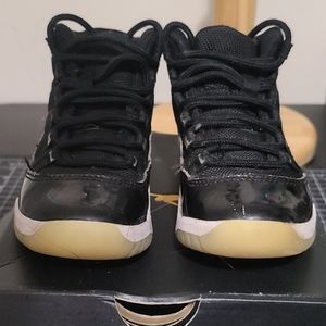Little Boys Jordan Retro 11